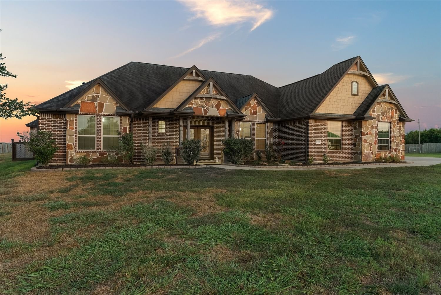 Real estate property located at 10819 Caddo Lake, Fort Bend, Needville, TX, US