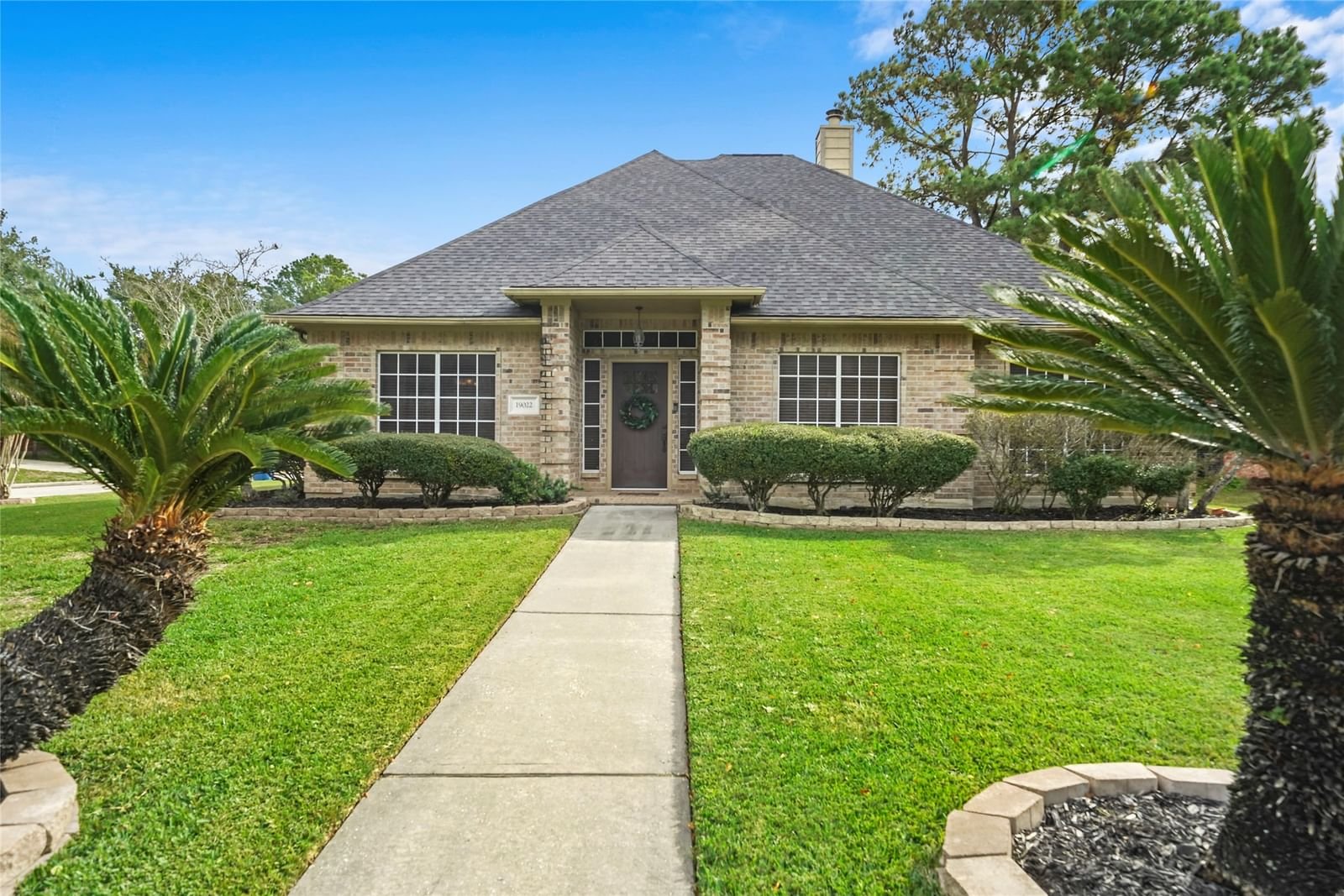 Real estate property located at 19022 Hikers Trail, Harris, Walden On Lake Houston, Humble, TX, US
