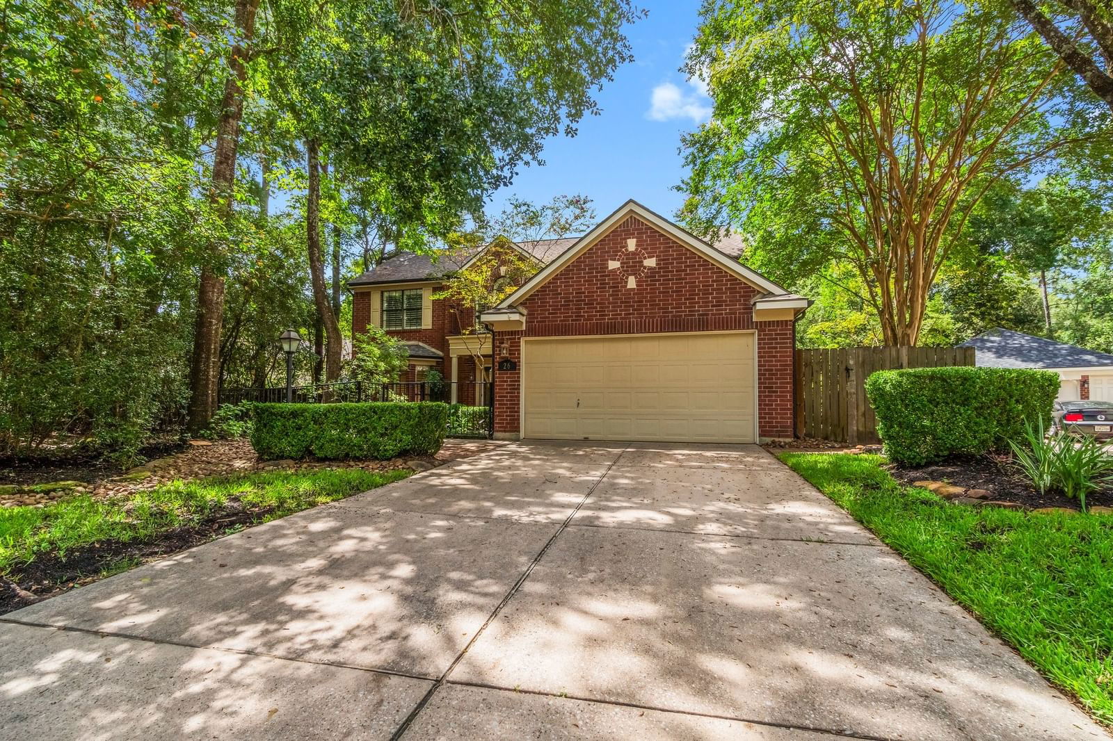 Real estate property located at 26 Lantern Hollow, Montgomery, Wdlnds Village Cochrans Cr 12, The Woodlands, TX, US