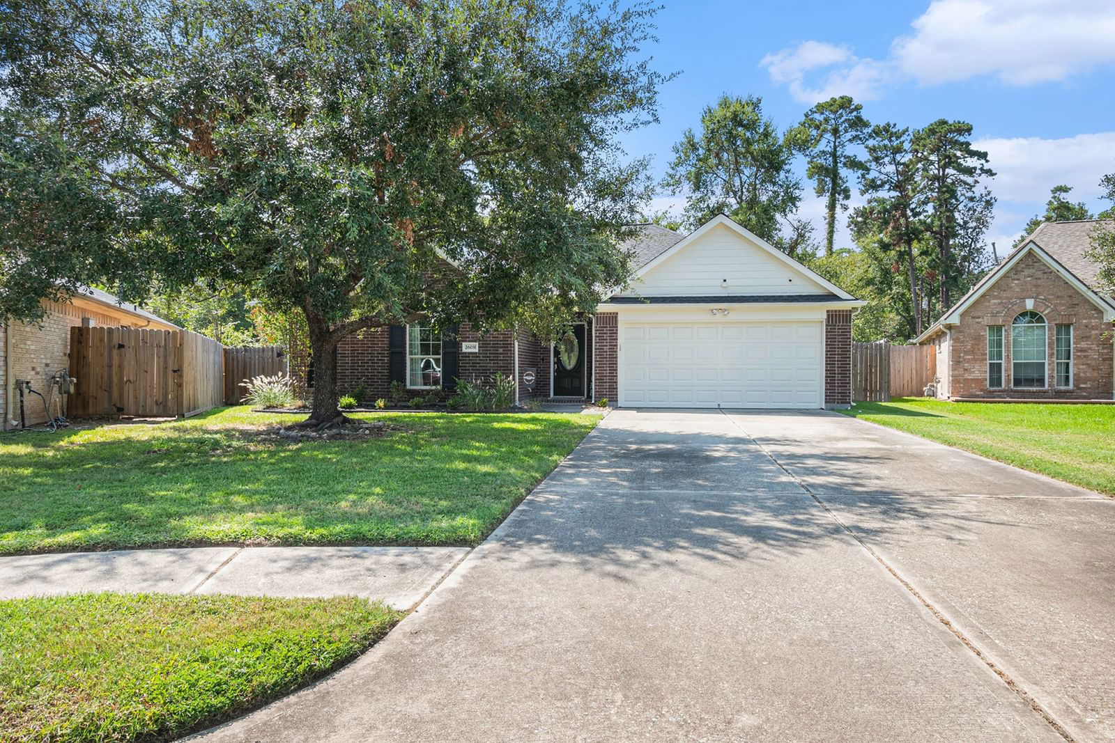 Real estate property located at 26031 Bearborough, Montgomery, Oakridge Forest, Spring, TX, US