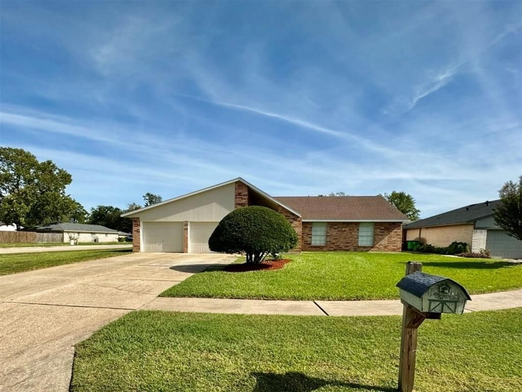 Real estate property located at 23810 Hunter Spring, Harris, North Spring Sec 01 U/R & R/P, Spring, TX, US