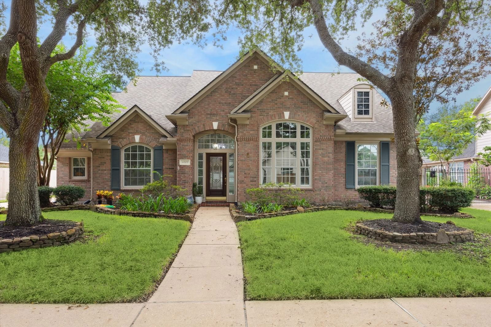 Real estate property located at 4007 Meadow Grove, Harris, Pine Brook, Houston, TX, US