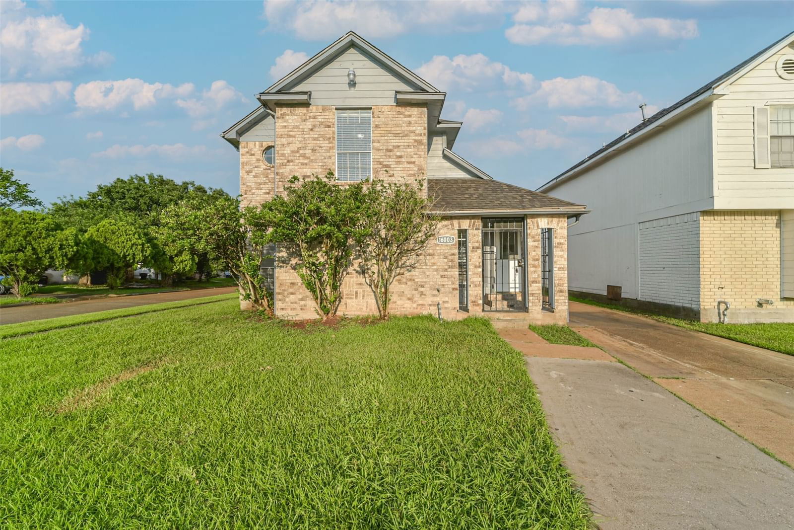 Real estate property located at 16003 Diamond Ridge, Fort Bend, Briar Villa Sec 1, Houston, TX, US