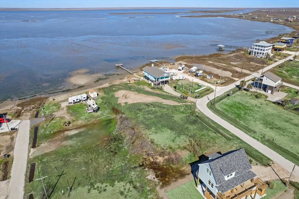 Real estate property located at 1027 Rollover Circle Lot 9, Galveston, Rollover by the Bay, Gilchrist, TX, US