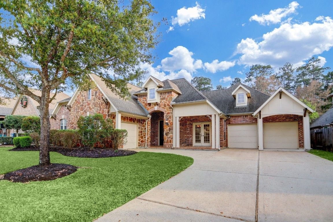 Real estate property located at 124 Brendan Woods, Montgomery, Conroe, TX, US