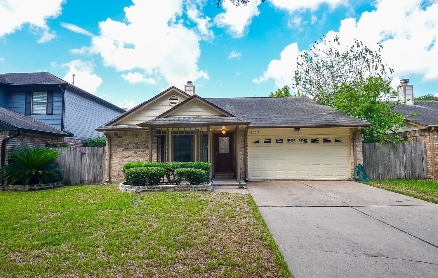 Real estate property located at 2022 Creekshire, Fort Bend, Sugar Land, TX, US