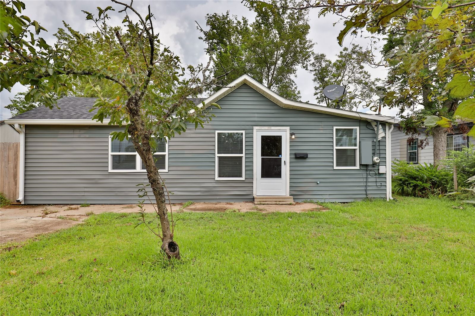 Real estate property located at 103 Prewitt, Brazoria, Lincoln Heights, West Columbia, TX, US