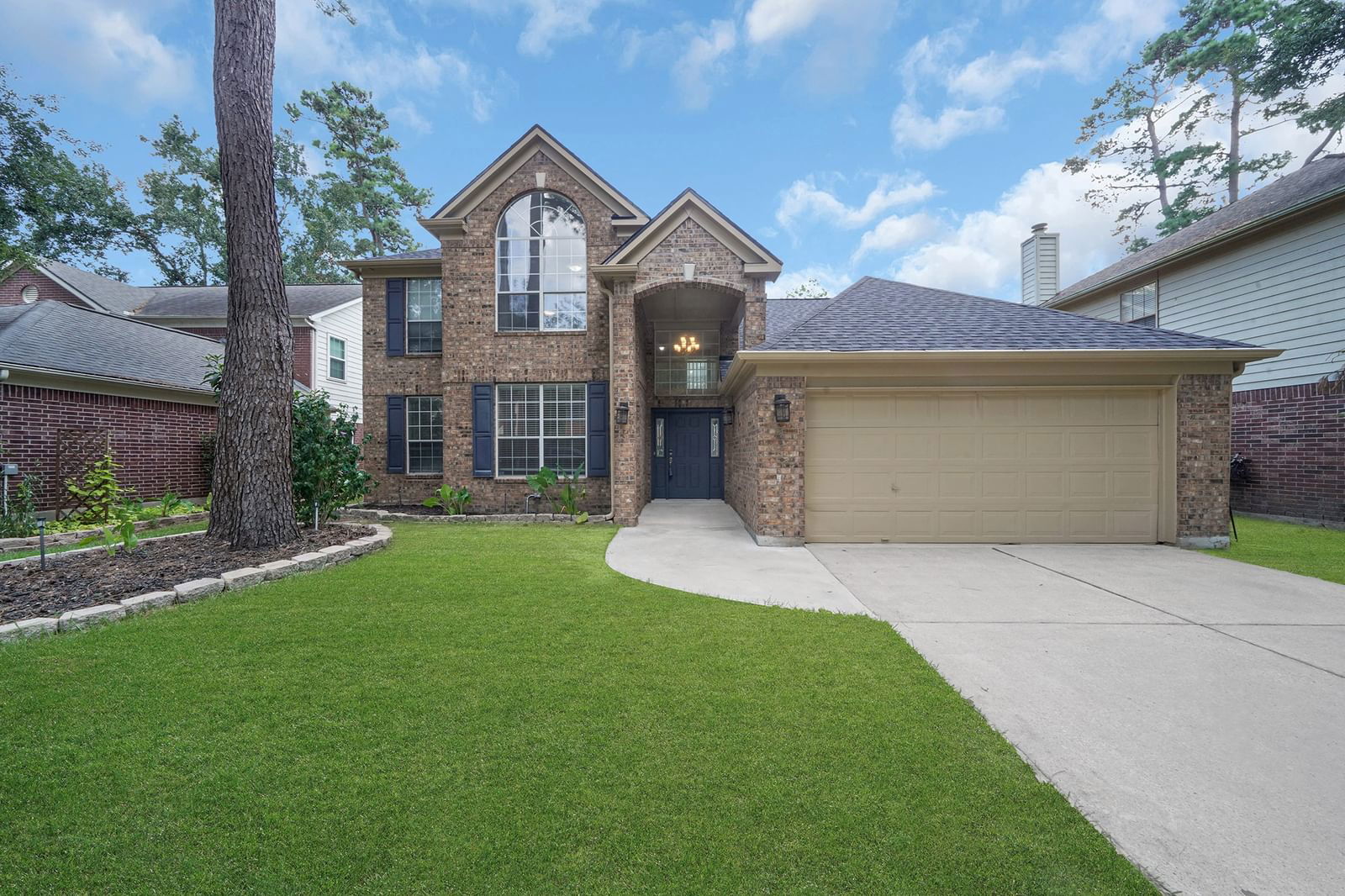 Real estate property located at 4514 Echo Falls, Harris, Mills Branch Village Sec 02 Am, Houston, TX, US