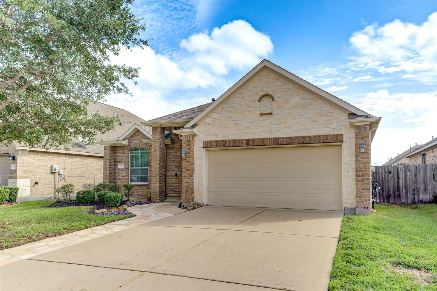 Real estate property located at 15826 Keystone Ridge, Harris, Houston, TX, US