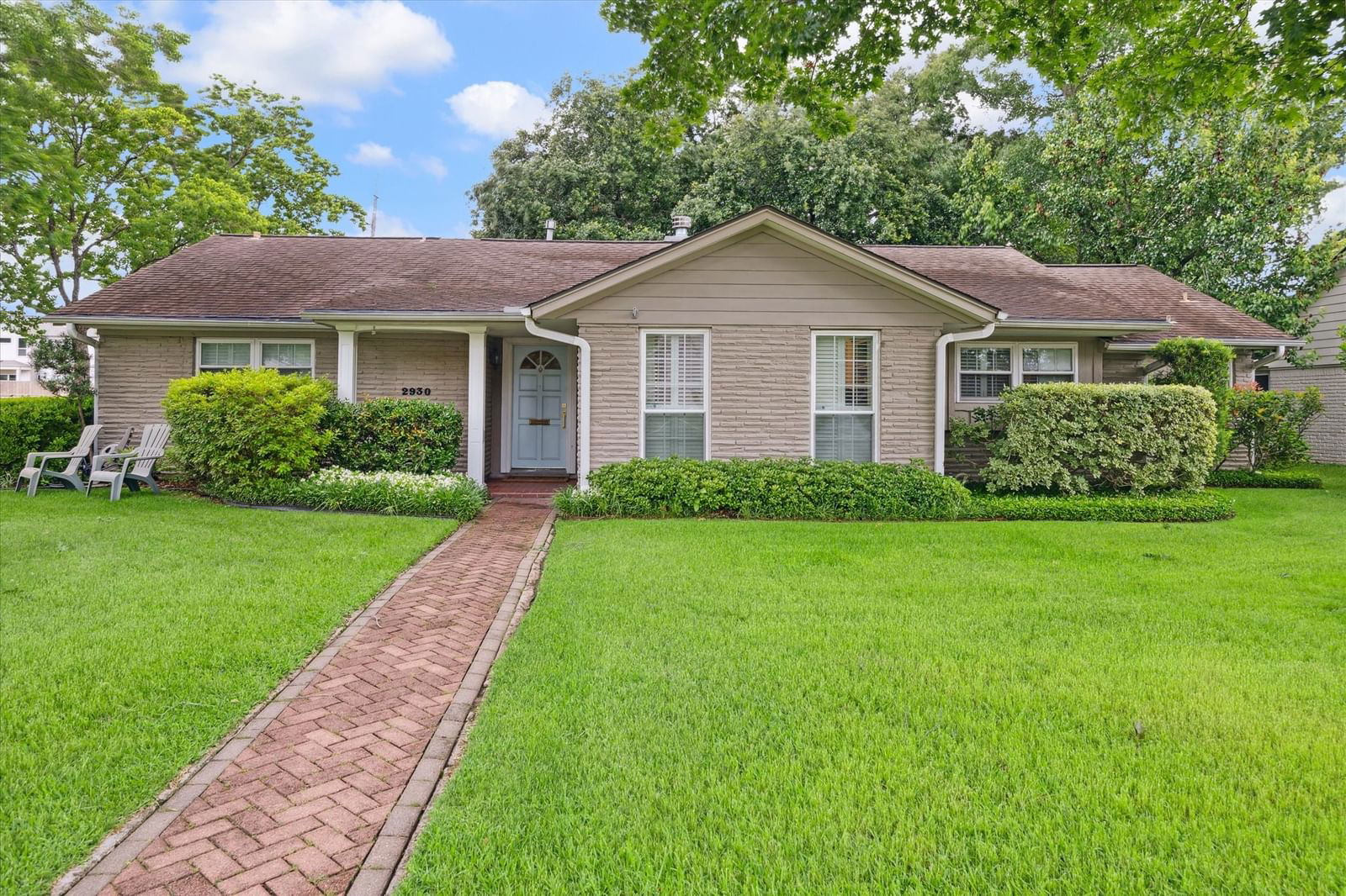 Real estate property located at 2930 Ann Arbor, Harris, Briarmeadow Sec 01, Houston, TX, US