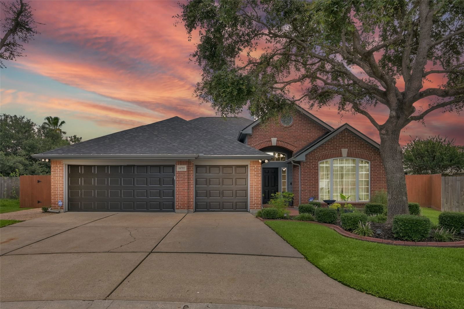 Real estate property located at 14702 Trailbrook, Harris, Copperbrook Sec 01, Houston, TX, US