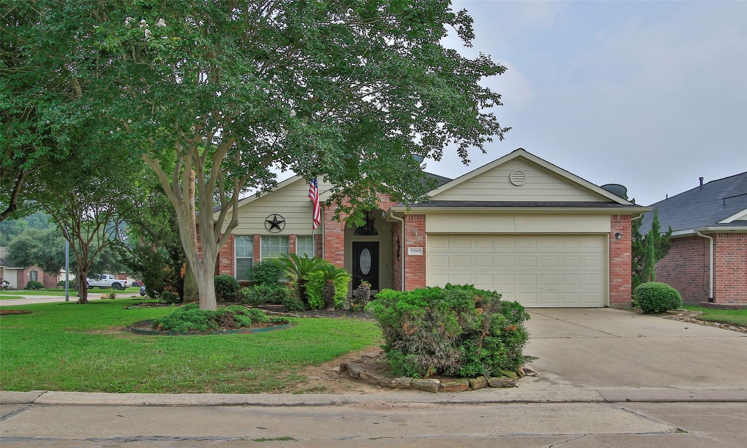 Real estate property located at 32003 Decker Oaks, Montgomery, Village Of Decker Oaks 01, Pinehurst, TX, US