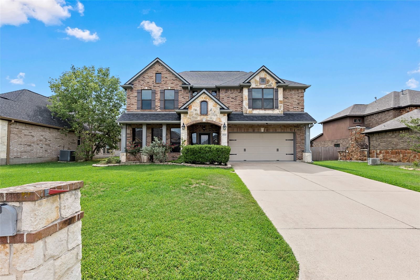 Real estate property located at 2409 Stone Castle, Brazos, Castlegate Sec 07 Ph 01, College Station, TX, US