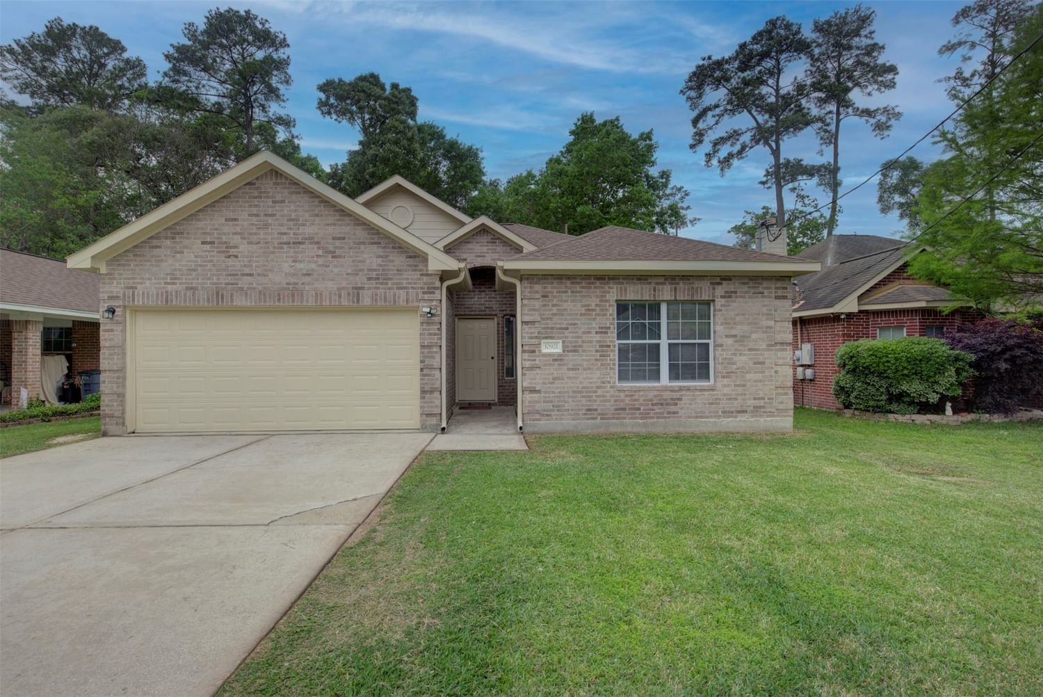 Real estate property located at 10921 Redbird, Montgomery, Lake Chateau Woods, Conroe, TX, US