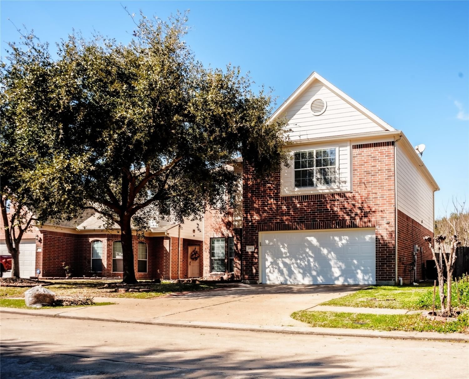 Real estate property located at 19402 Hickory Meadow Lane, Harris, Lake Ridge, Houston, TX, US