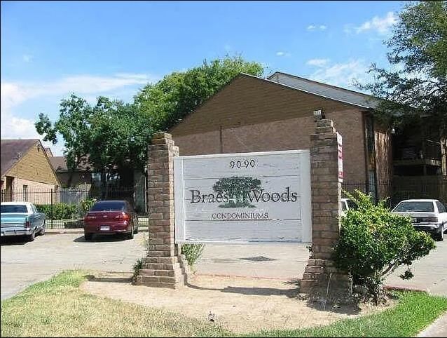 Real estate property located at 9090 Braes wood, Harris, Braeswood Condo, Houston, TX, US