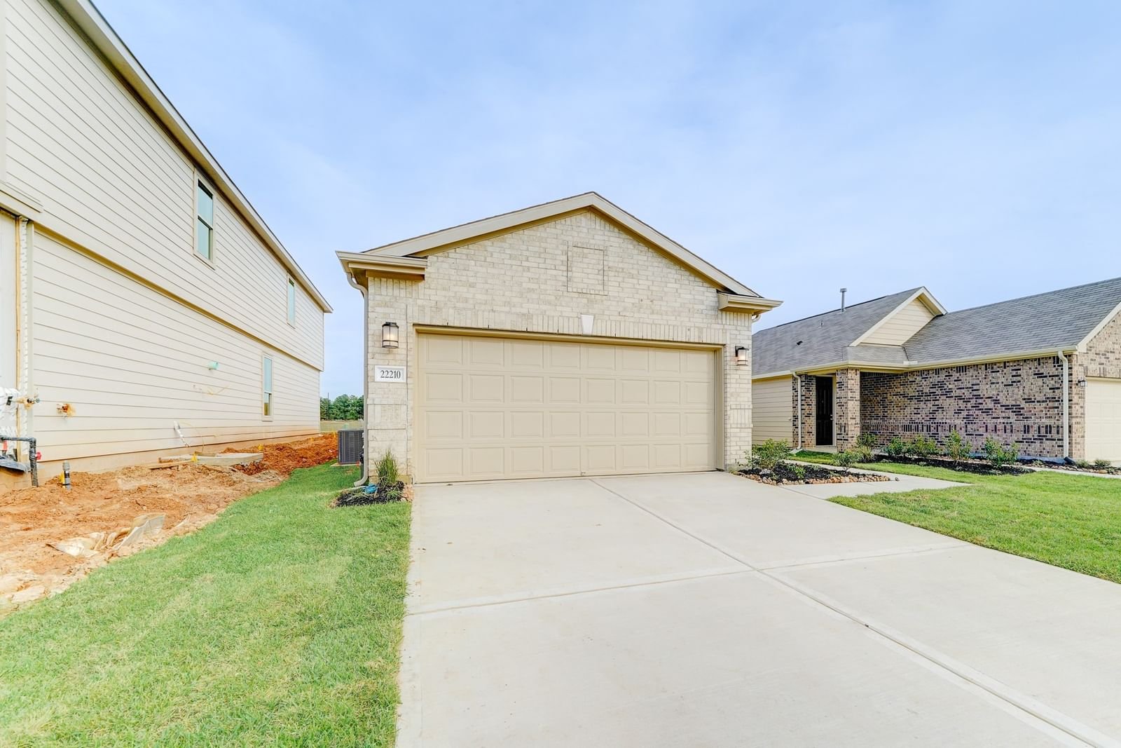 Real estate property located at 22210 Hawberry Blossom, Harris, Oakwood, Tomball, TX, US
