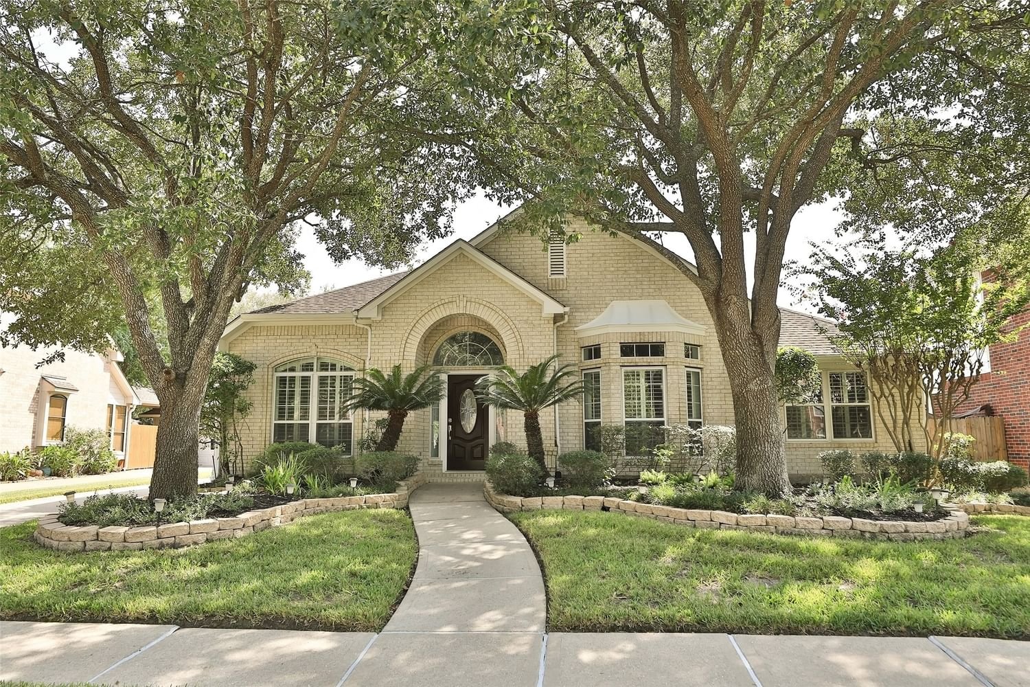 Real estate property located at 8619 Concerto, Harris, Woodwind Lakes Sec 03, Houston, TX, US