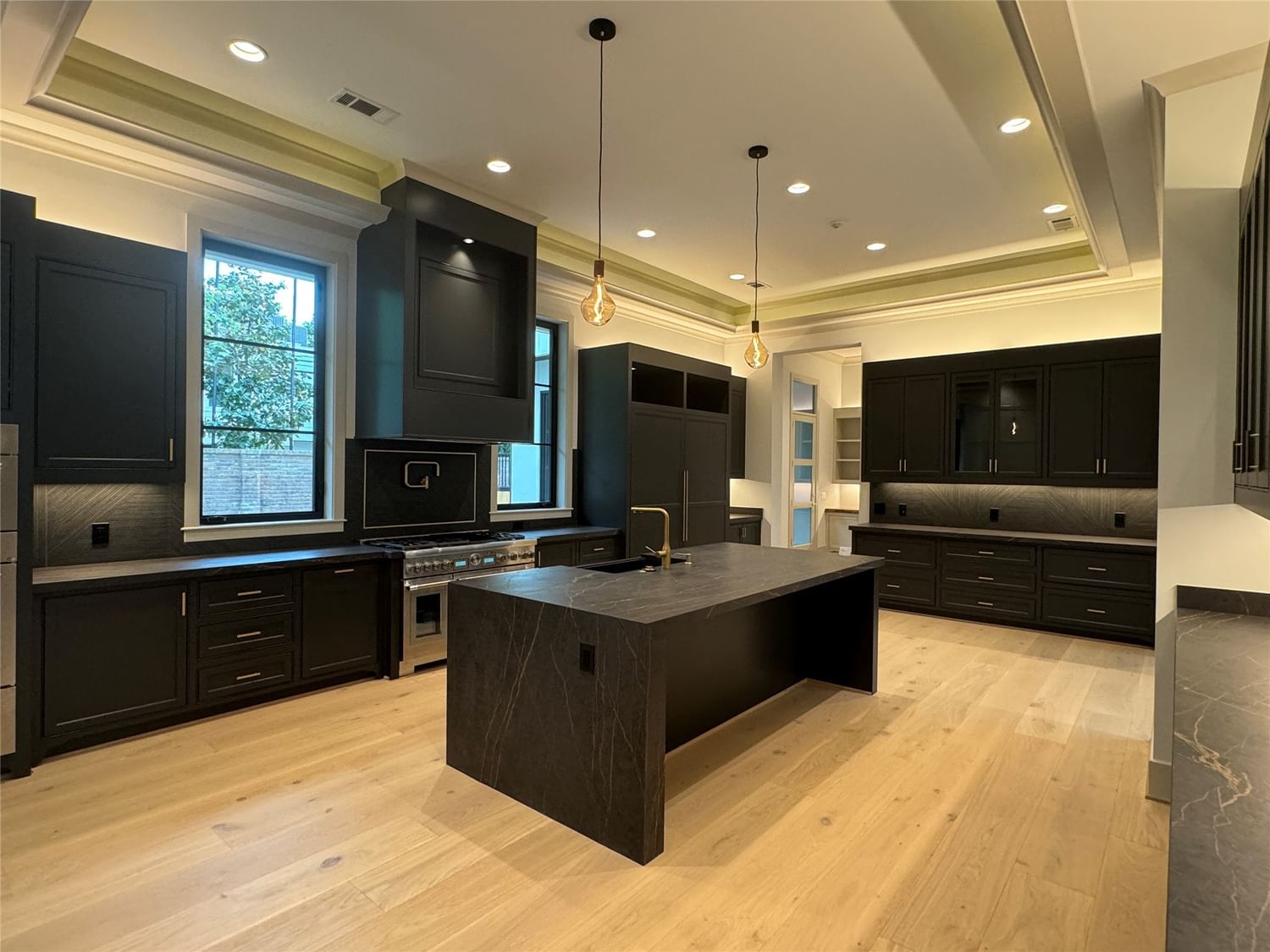 Real estate property located at 3250 Ella Lee, Harris, Houston, TX, US
