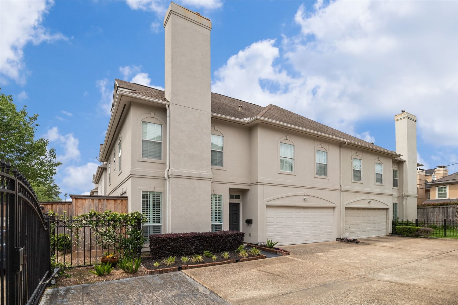 Real estate property located at 2218 Holcombe, Harris, Southgate, Houston, TX, US