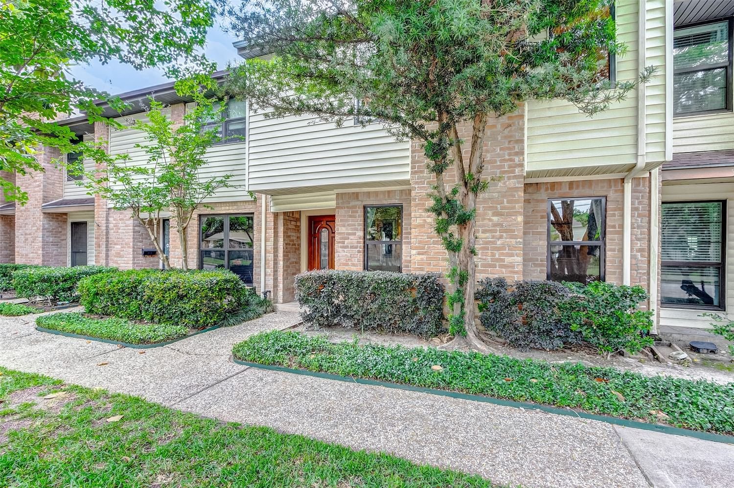 Real estate property located at 2514 Bering, Harris, Greenfield Oaks T/H Condo Ph 0, Houston, TX, US