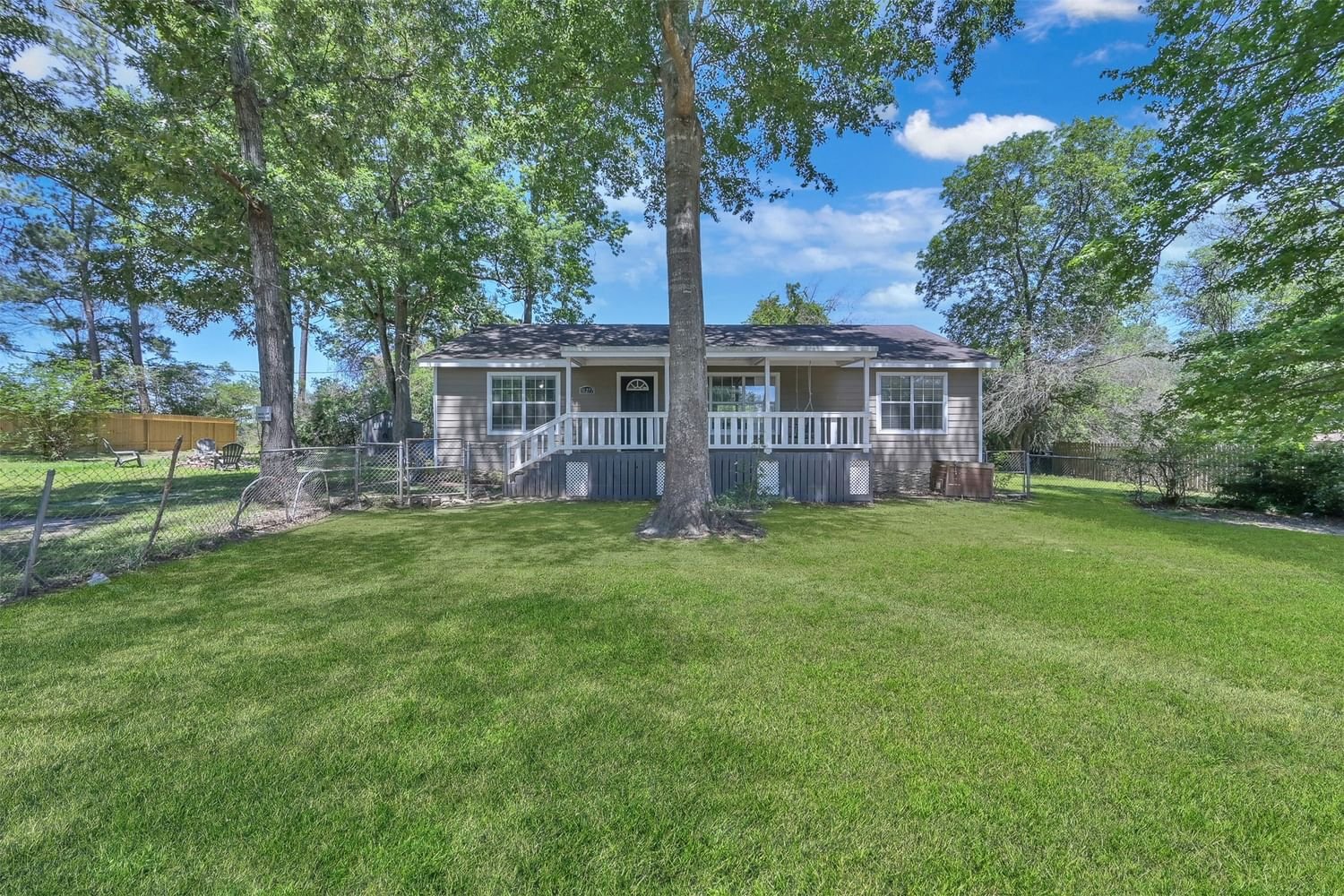 Real estate property located at 10277 Royal Ramsey, Montgomery, Royal Forest 02, Conroe, TX, US