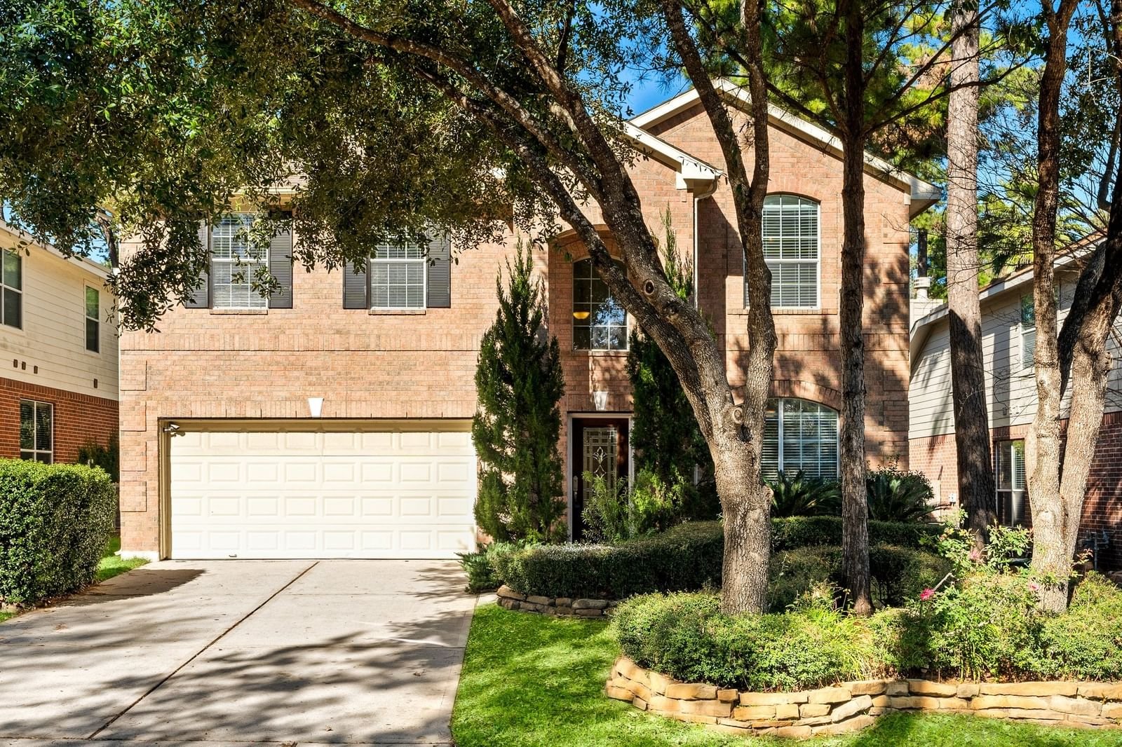 Real estate property located at 11 Spinning Wheel, Montgomery, The Woodlands Sterling Ridge, The Woodlands, TX, US