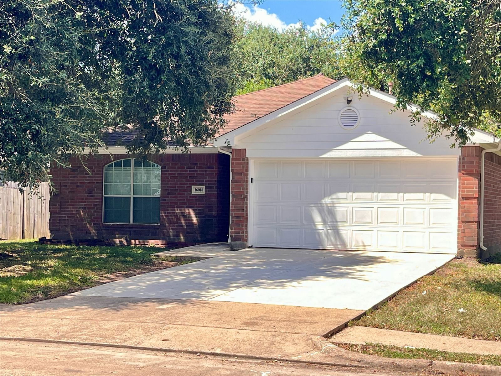 Real estate property located at 16018 Hiram Clarke, Fort Bend, Green Valley Estates Sec 3, Houston, TX, US