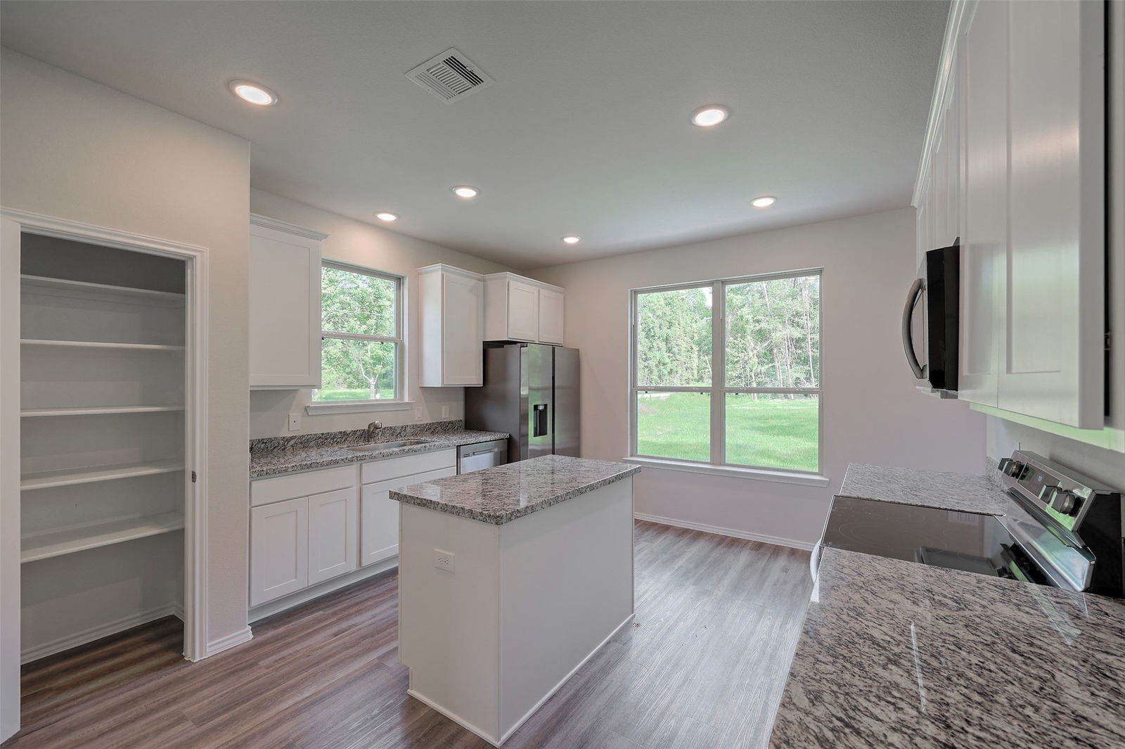 Real estate property located at 11118 Lulu, Montgomery, Willis, TX, US