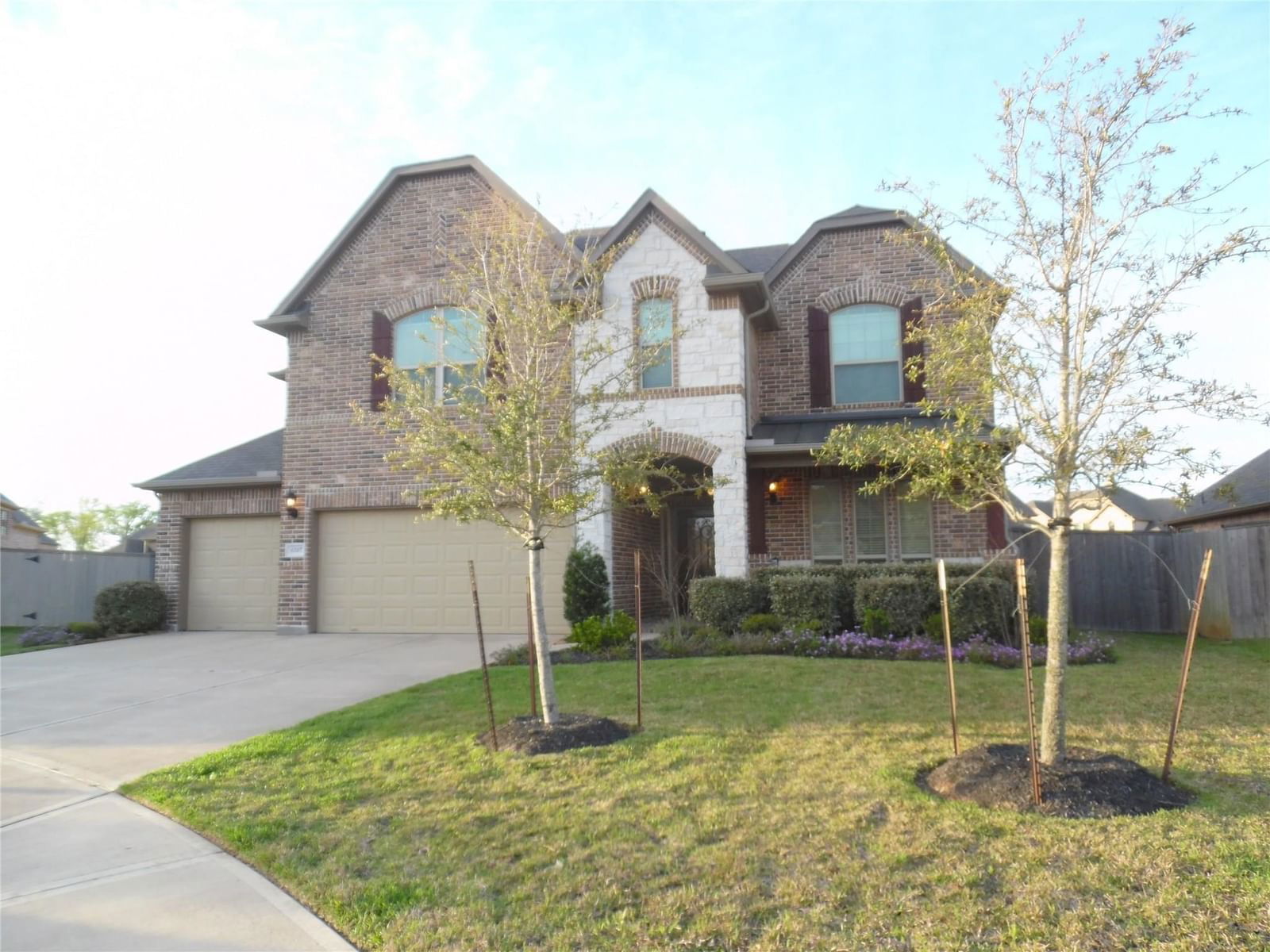 Real estate property located at 6207 Falls Ridge, Fort Bend, Enclave At Riverpark, Sugar Land, TX, US