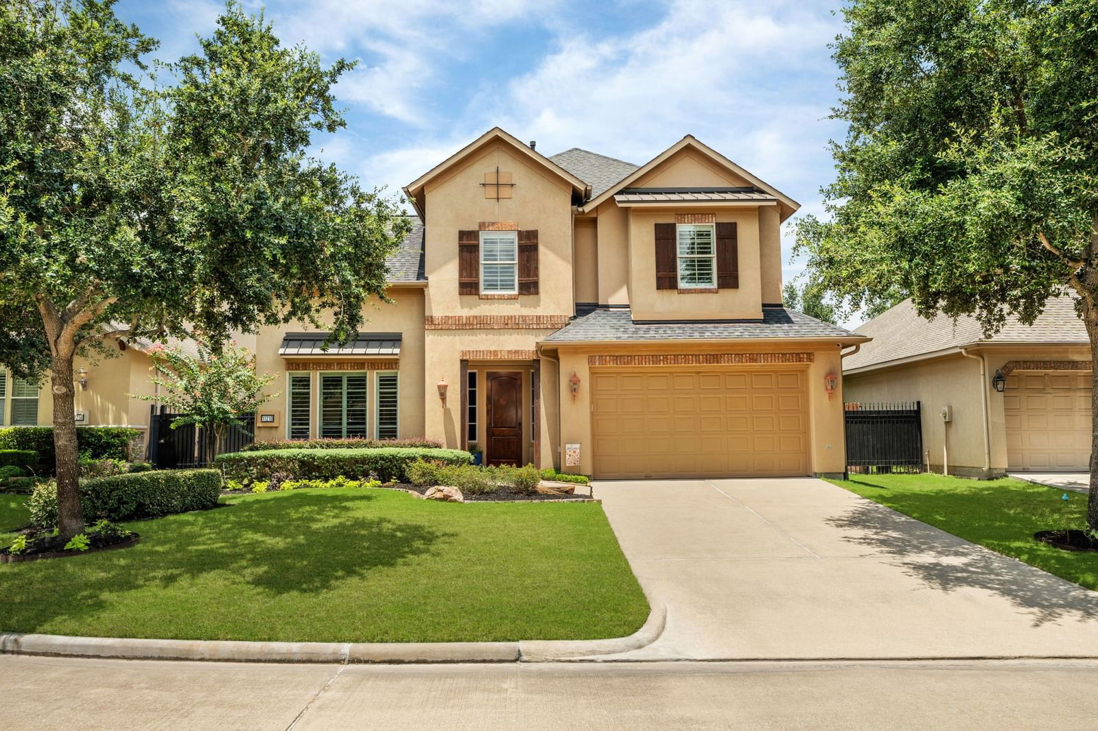Real estate property located at 11210 Castille, Harris, Royal Oaks Country Club Sec 09, Houston, TX, US