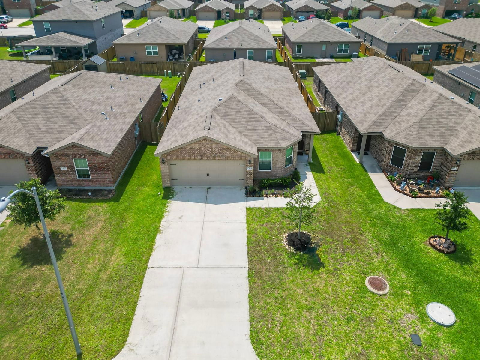 Real estate property located at 15215 Central Lakes, Harris, Balmoral Park Lakes East Sec 4, Humble, TX, US