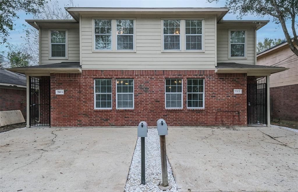 Real estate property located at 3741 Amos, Harris, South Lawn Add, Houston, TX, US