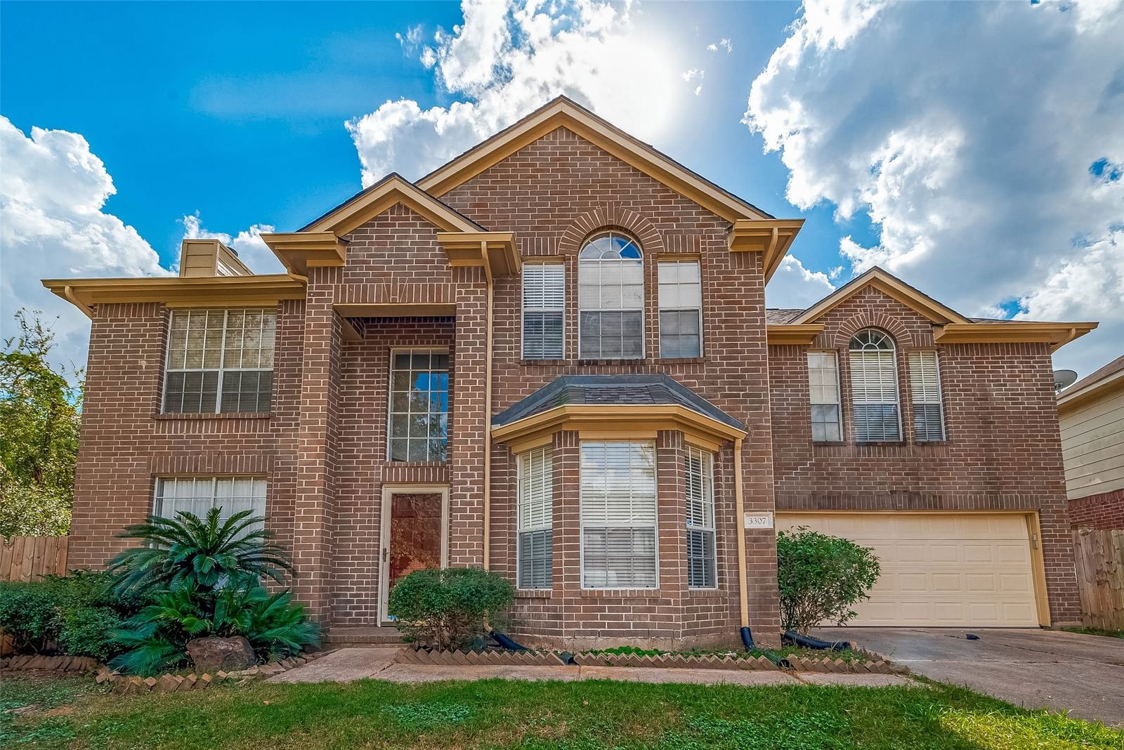 Real estate property located at 3307 Twelve Oaks, Fort Bend, Quail Park Patio Homes, Missouri City, TX, US