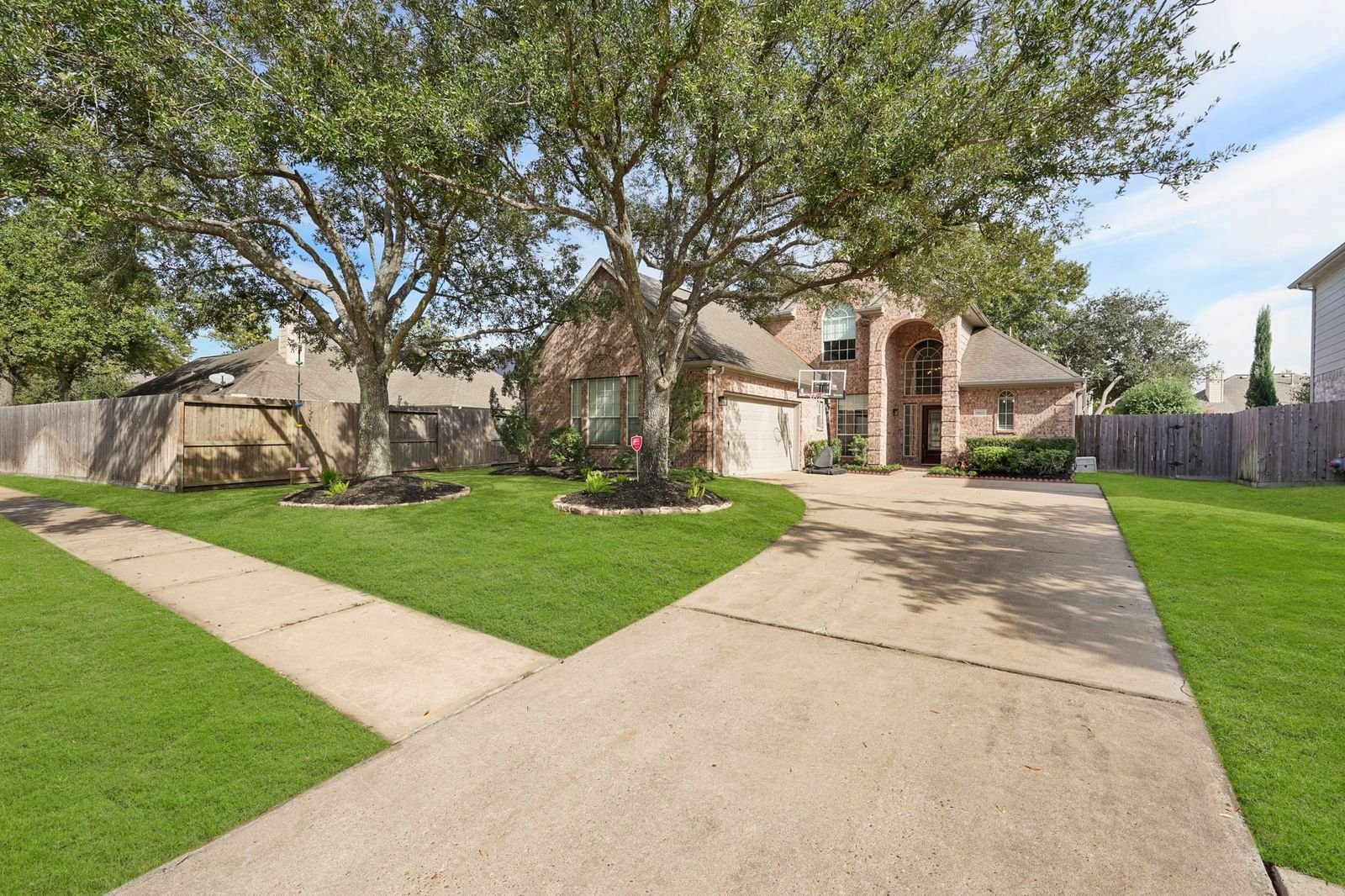 Real estate property located at 8802 Throckmorton, Harris, Willowbridge Sec 02 Amd 02, Houston, TX, US