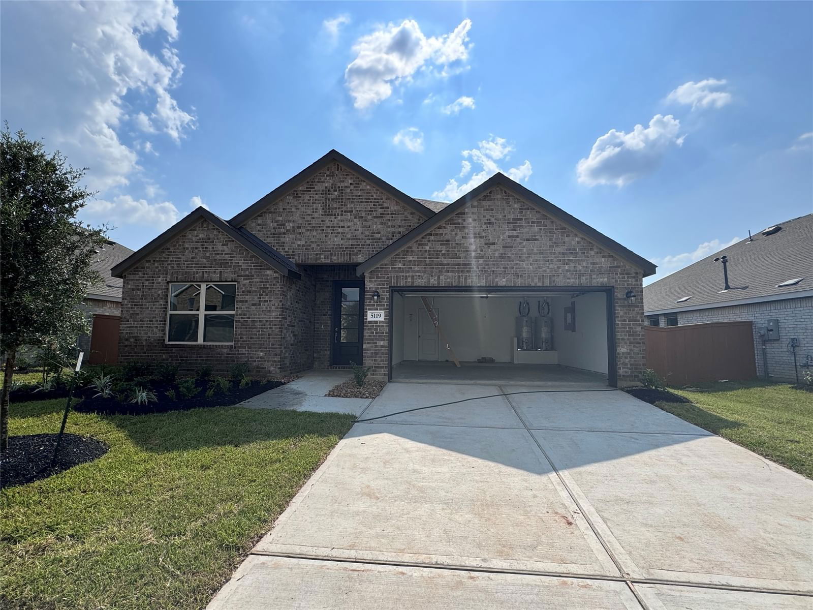 Real estate property located at 5119 Whispering River, Harris, Sunterra, Katy, TX, US