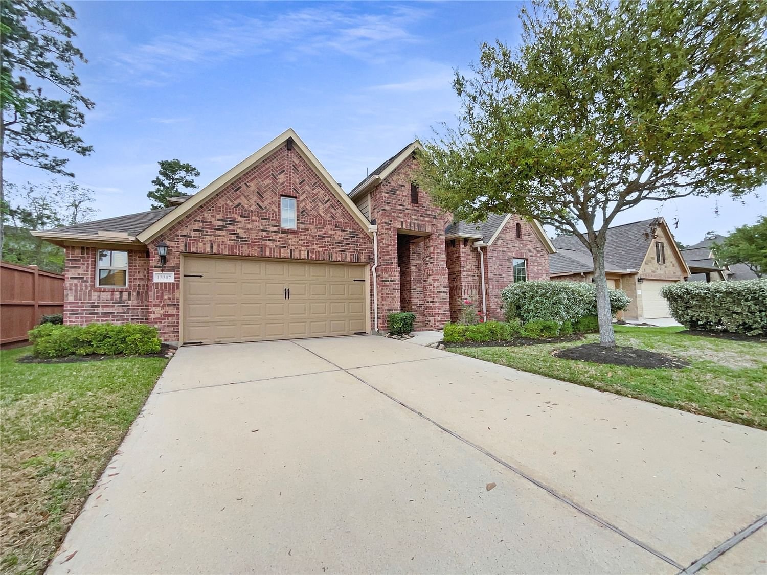 Real estate property located at 13307 Lake Arlington, Harris, Waters Edge Sec 5, Houston, TX, US