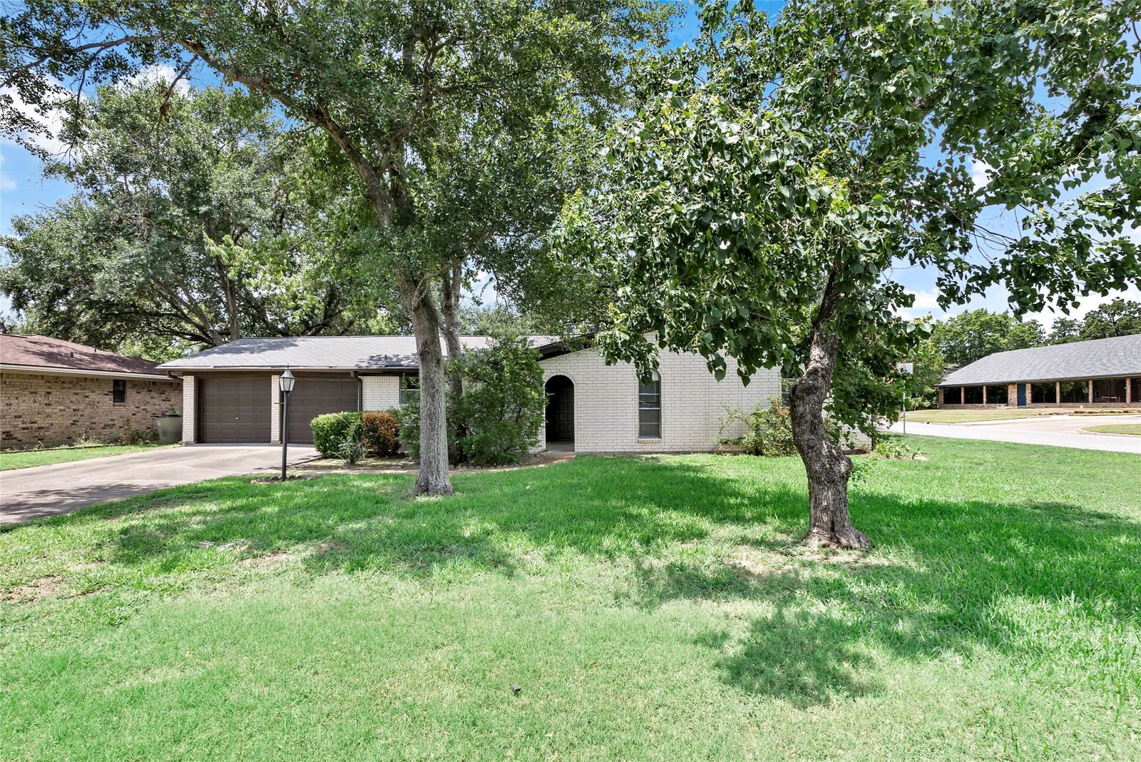 Real estate property located at 1607 Barak, Brazos, Enchanted Meadows Ph 06, Bryan, TX, US