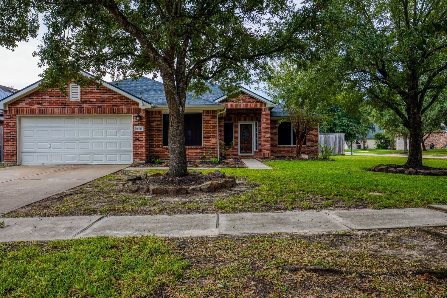 Real estate property located at 16523 Nightingale Falls, Harris, Cypress, TX, US