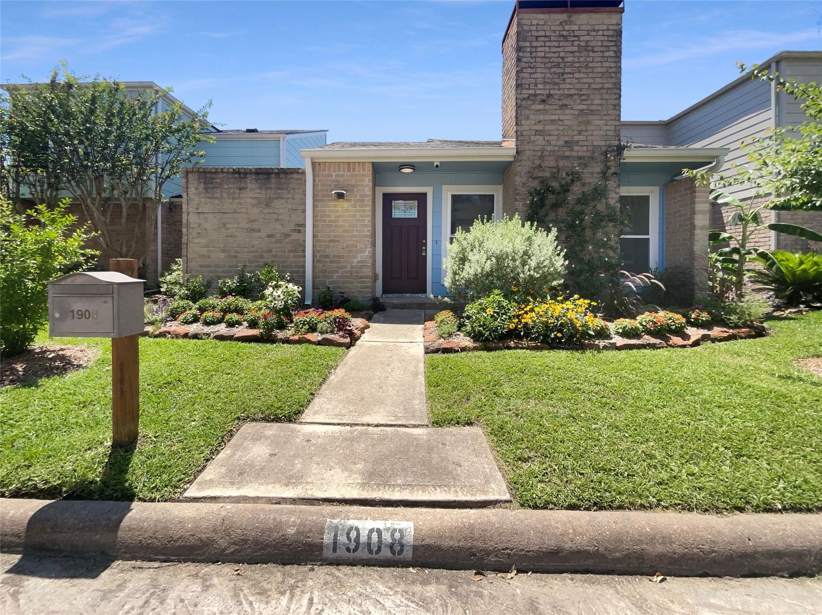 Real estate property located at 1908 Trixie, Harris, Lakeside Estates T/H Sec 01 R/, Houston, TX, US