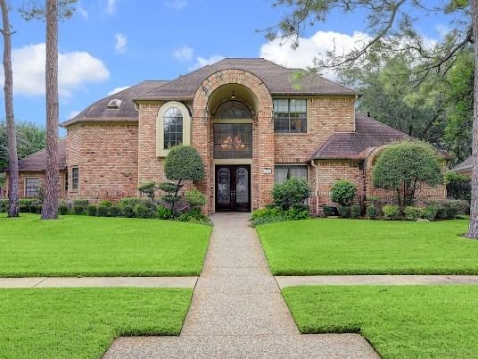 Real estate property located at 15703 Scenic View, Harris, Houston, TX, US