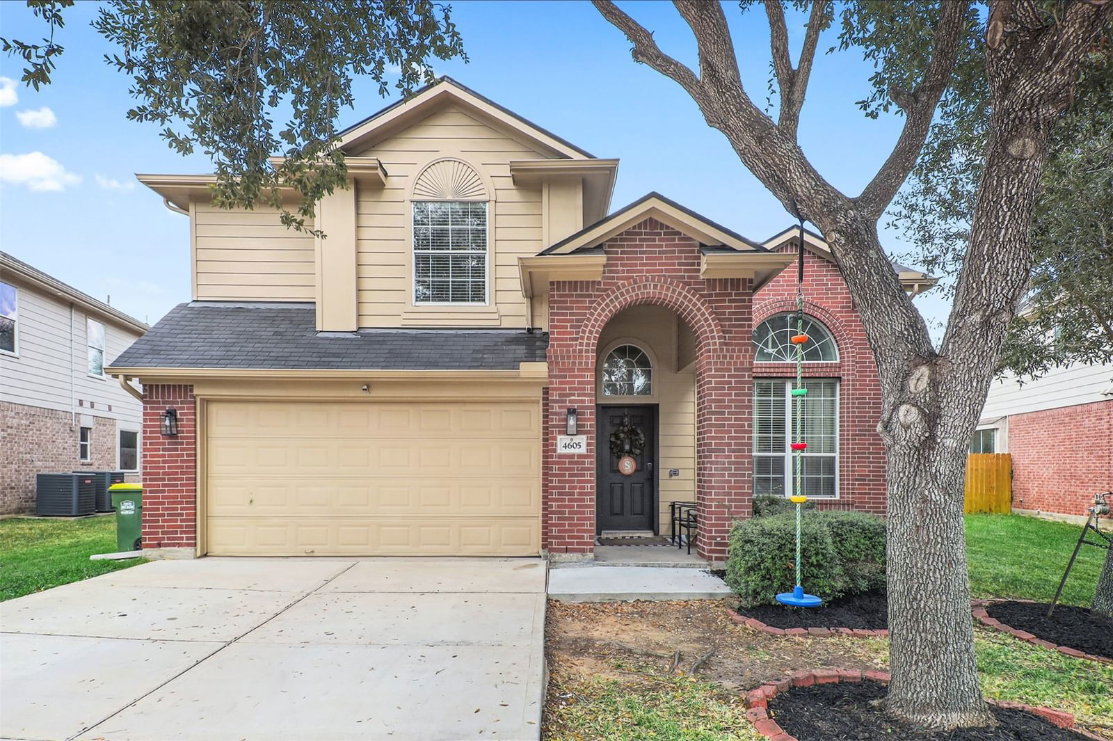 Real estate property located at 4605 Cypress Bend, Brazoria, Parks At Walnut Bend Sec 1-2, Pearland, TX, US