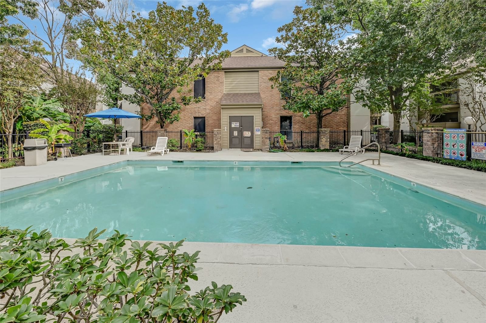 Real estate property located at 10051 Westpark #219, Harris, Idlewood Condo, Houston, TX, US