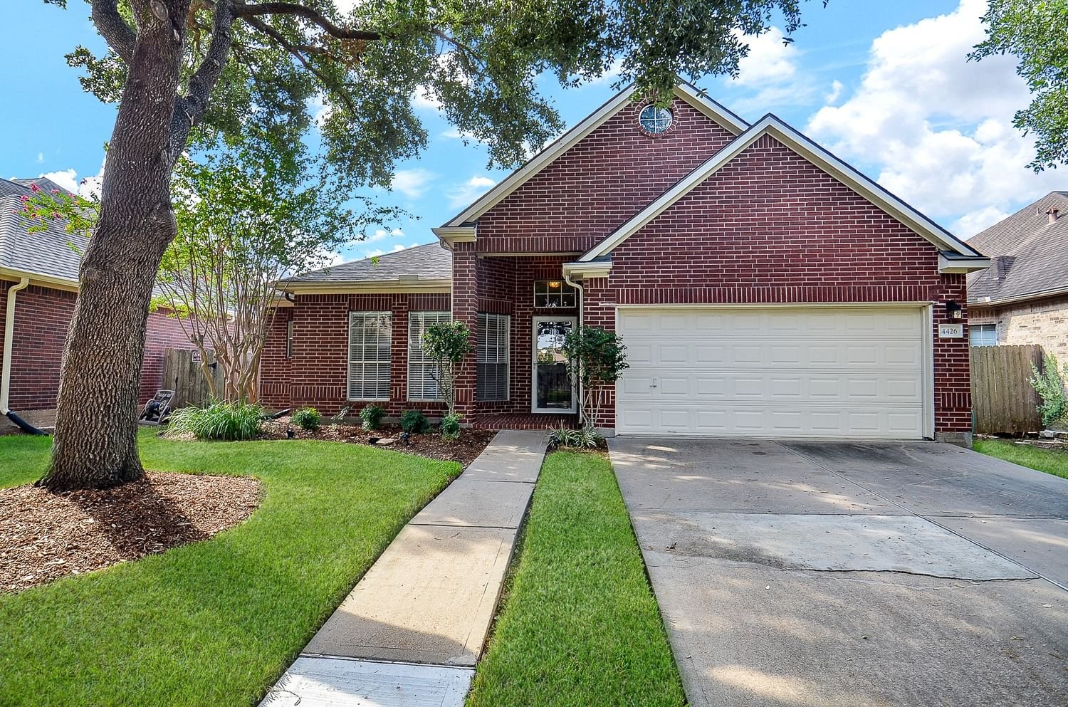 Real estate property located at 4426 Innsbrook, Fort Bend, Sugar Land, TX, US