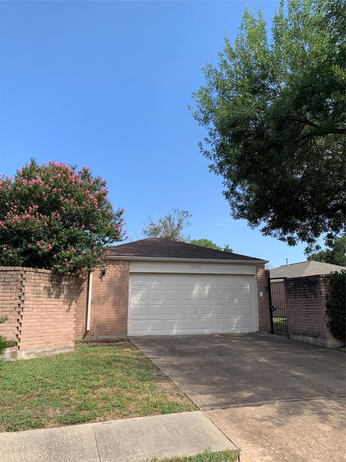 Real estate property located at 15910 Los Altos, Fort Bend, Mission Bend Sec 9, Houston, TX, US