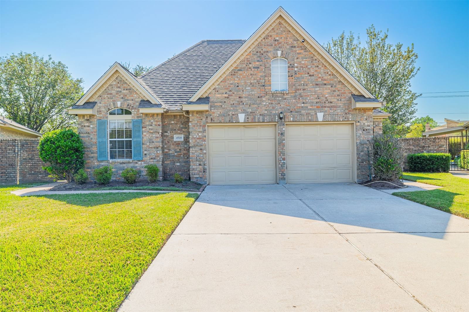 Real estate property located at 4518 Somerset, Harris, Hampton Court, Pasadena, TX, US