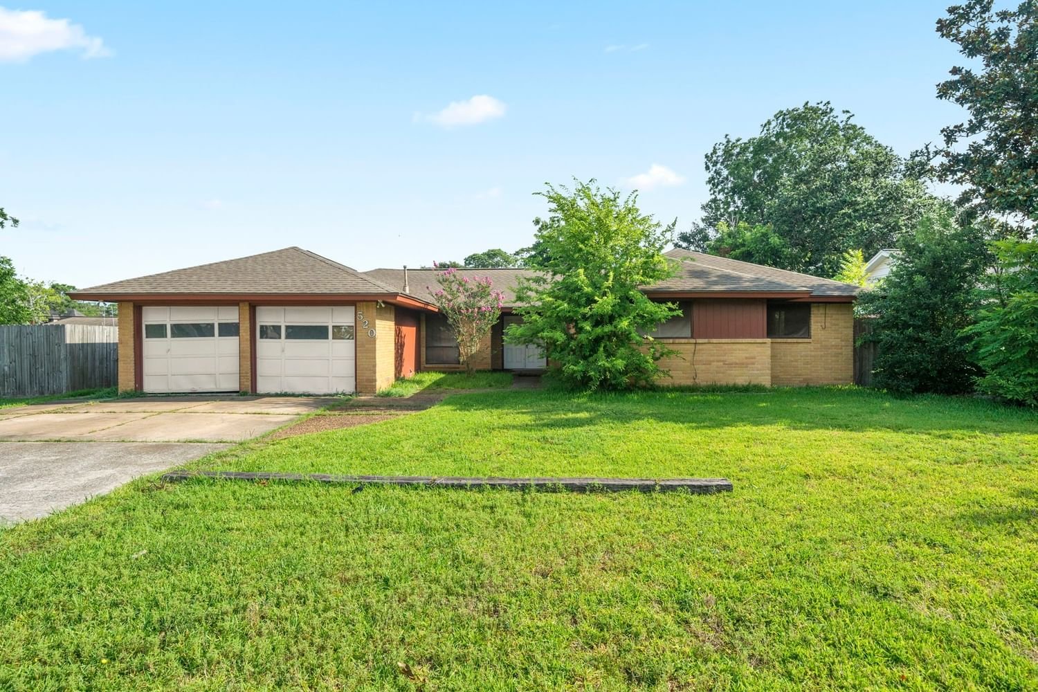 Real estate property located at 520 Baywood, Harris, Shoreacres, TX, US