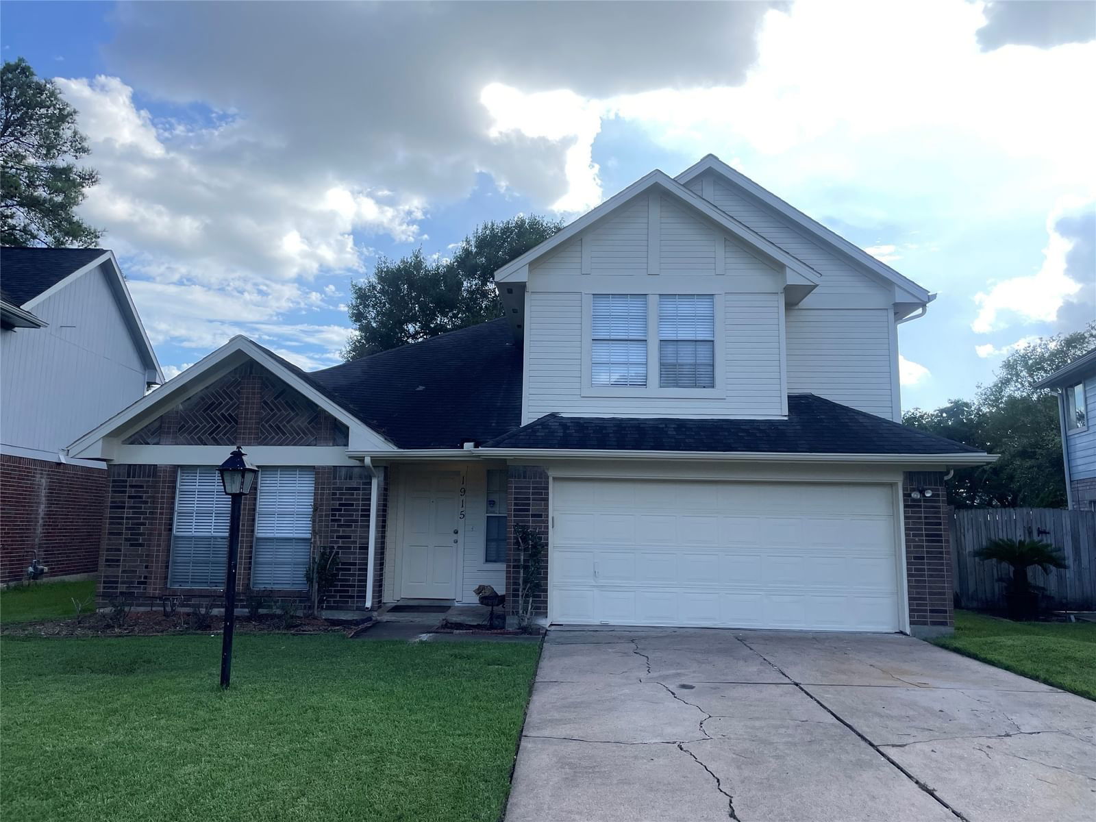 Real estate property located at 1915 Summerfield, Fort Bend, Barrington Place, Sugar Land, TX, US