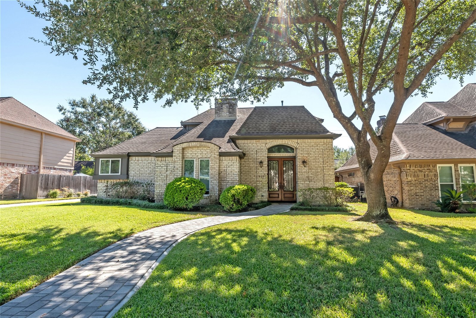 Real estate property located at 8327 Burwood Park, Harris, Champion Forest Sec 04, Spring, TX, US