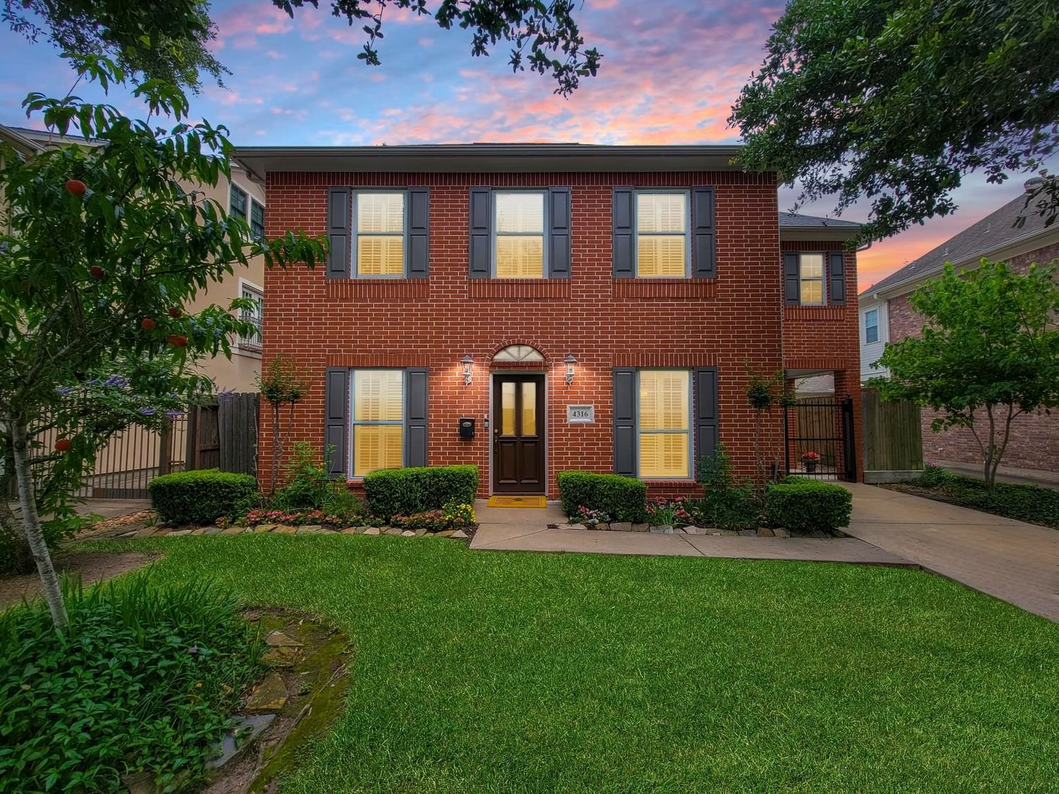 Real estate property located at 4316 Jonathan, Harris, Southdale, Bellaire, TX, US